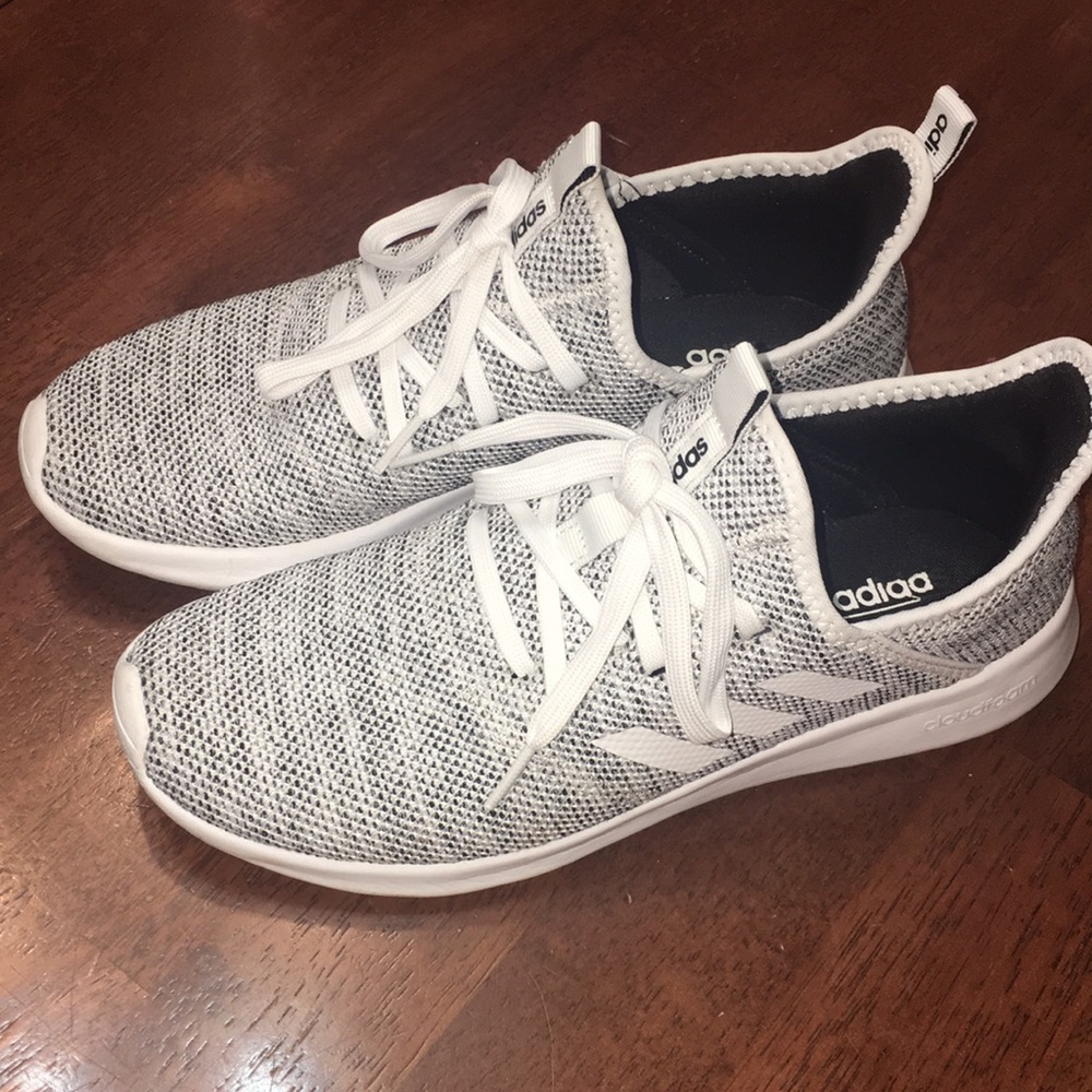 Adidas Cloudfoam shoes size 9